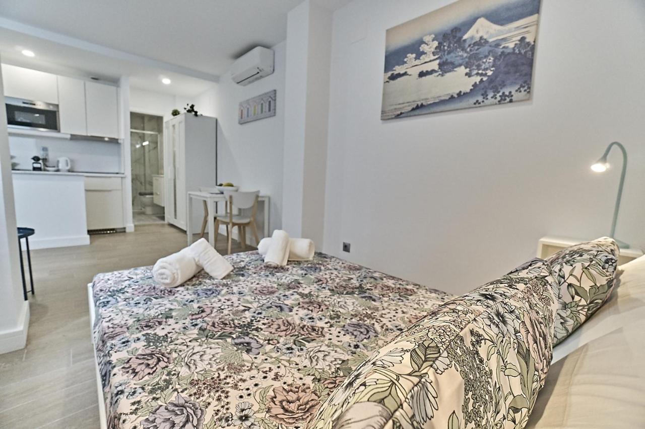 Malibú Canteras Studio 8 - Playa, WiFi, SmartTV, AC Las Palmas de Gran Canaria Bagian luar foto
